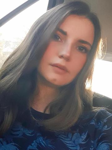 Полина